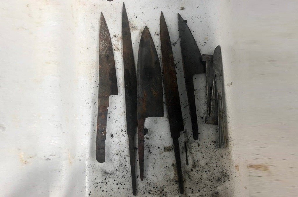 焼け跡から発見した包丁